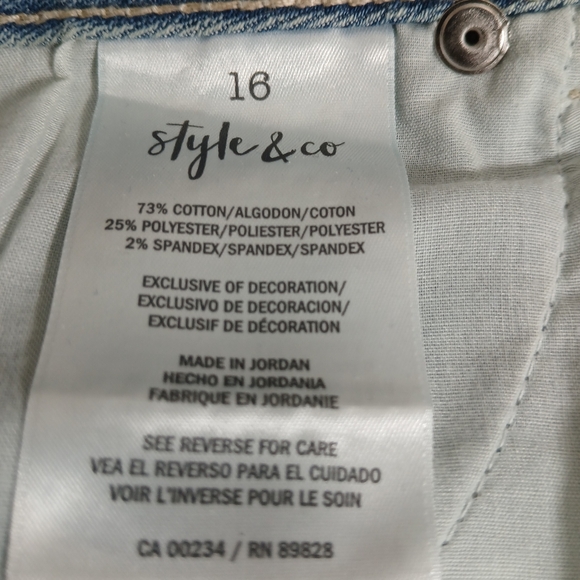 NEW Style & Co Blue Denim Embroidered Straight Skirt Women's Size 16 - Picture 8 of 10